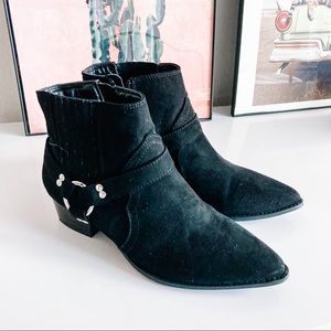 FLYNN FAUX SUEDE WESTERN BOOTIE - BLACK